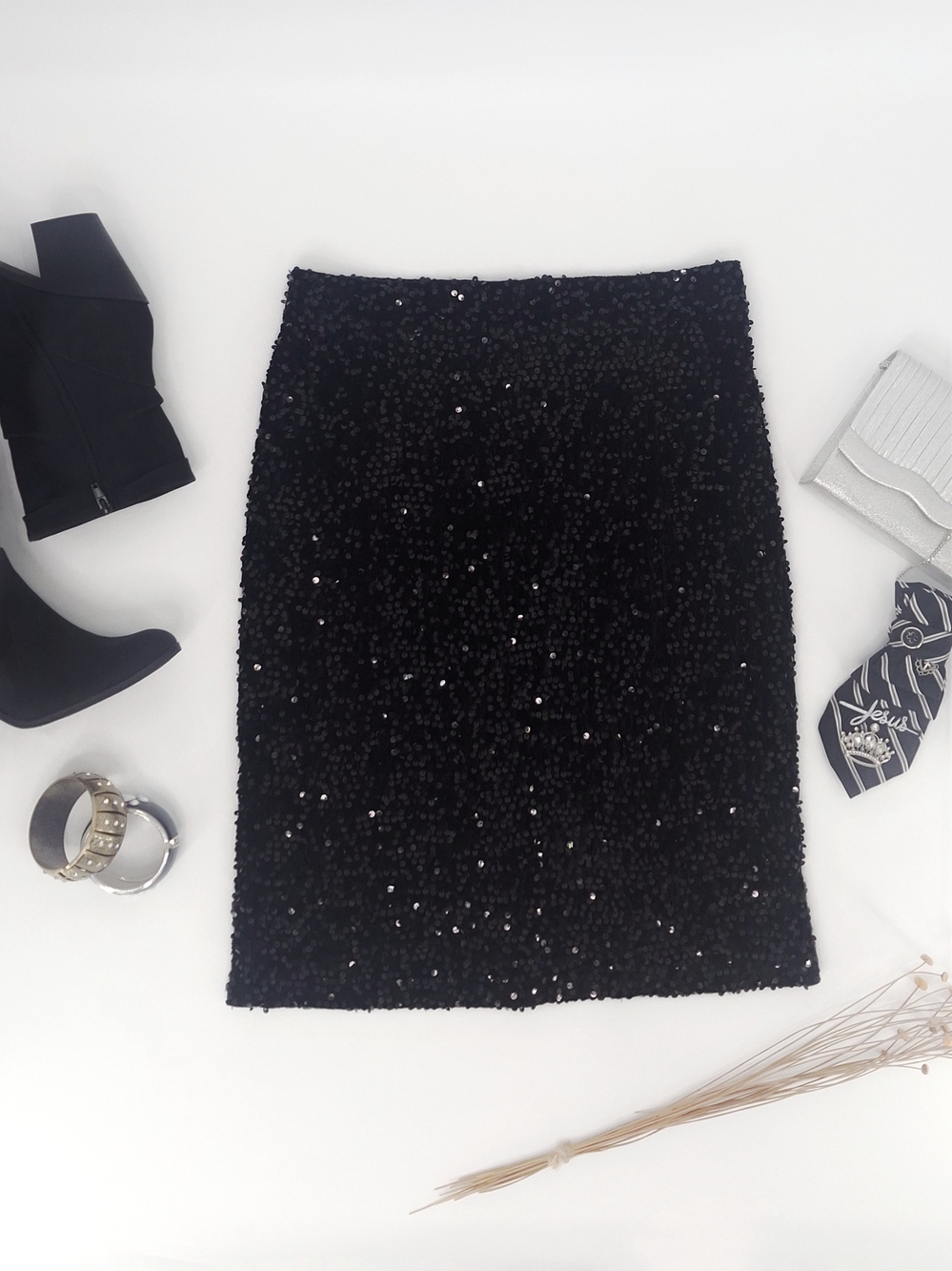 ✨Nanette Lepore Black Sequin Mini Skirt Cocktail Party Size 8✨